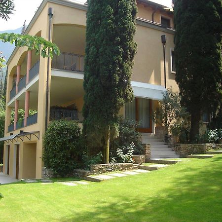 Villa Sopri Malcesine Bagian luar foto