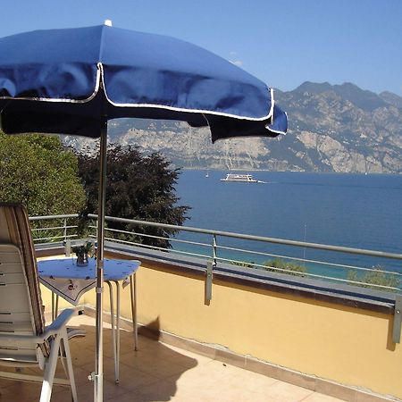 Villa Sopri Malcesine Bagian luar foto
