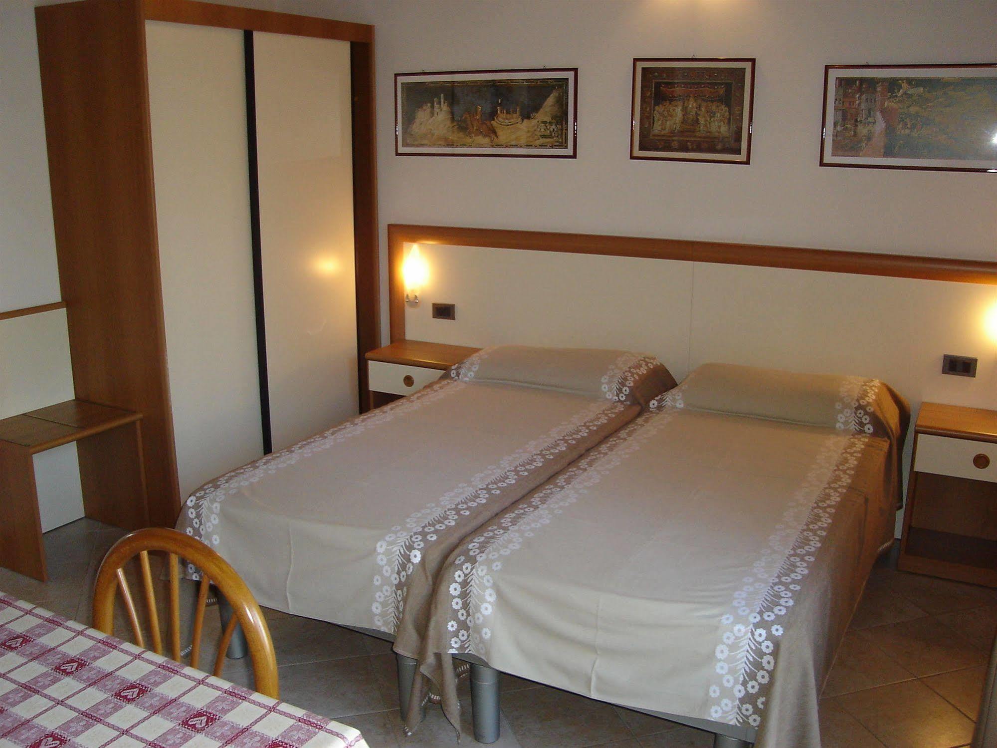 Villa Sopri Malcesine Bagian luar foto